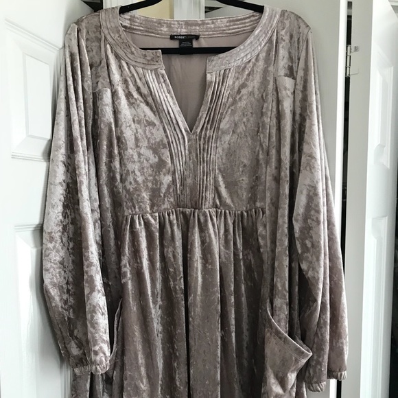 plus size velvet tunic